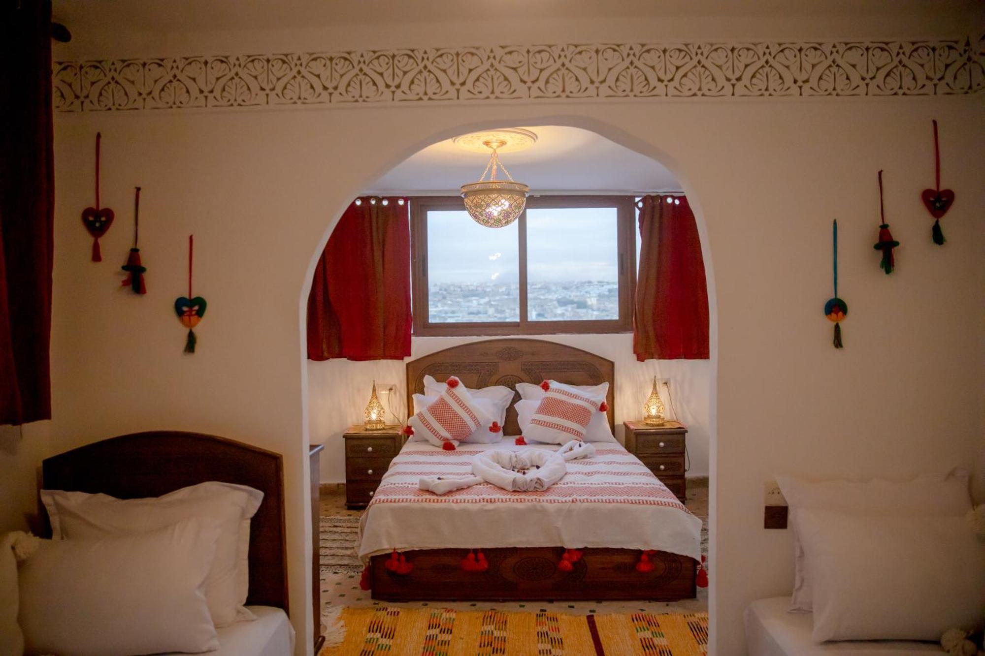 Riad Bahja Fez Bagian luar foto