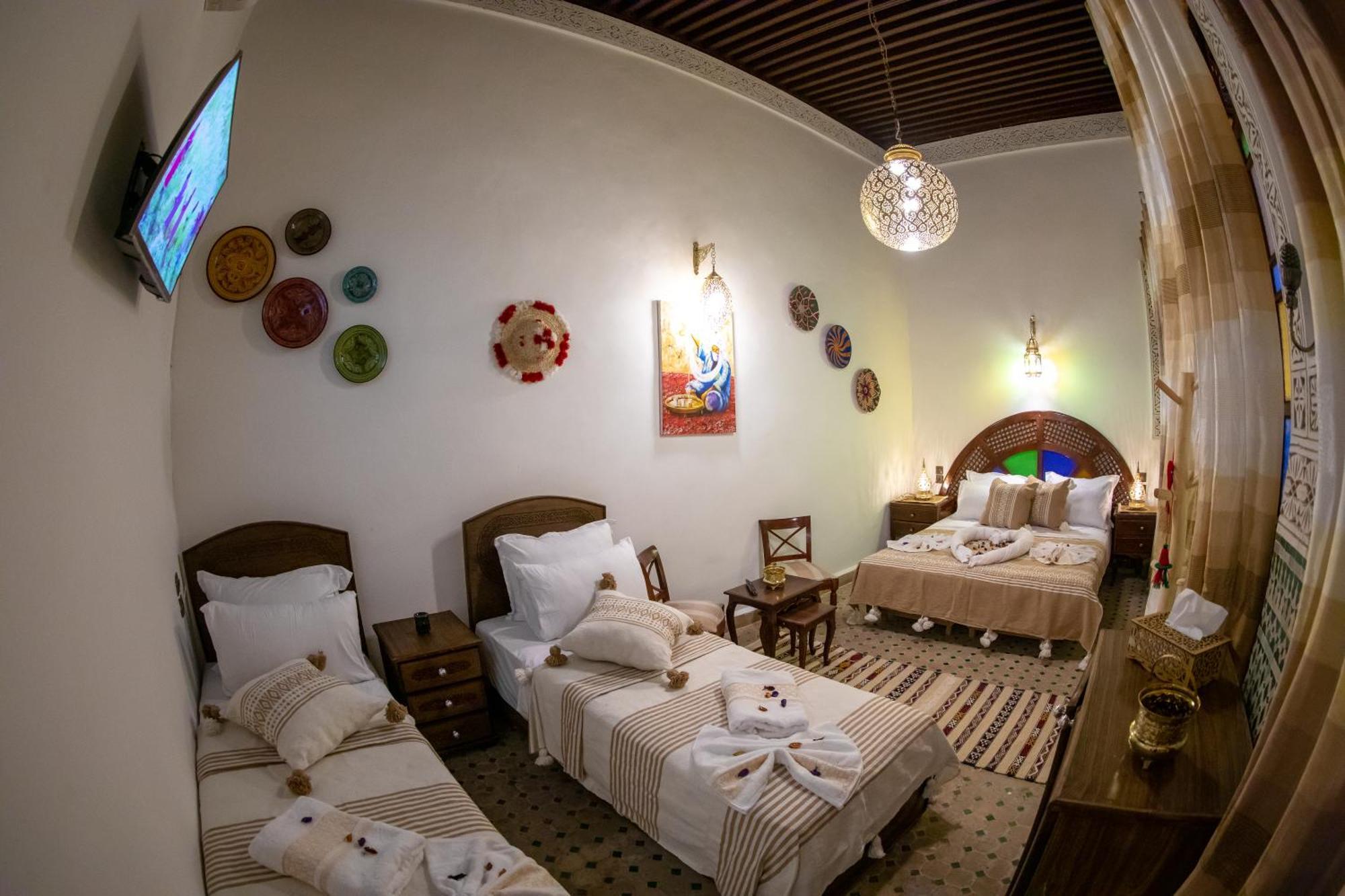 Riad Bahja Fez Bagian luar foto