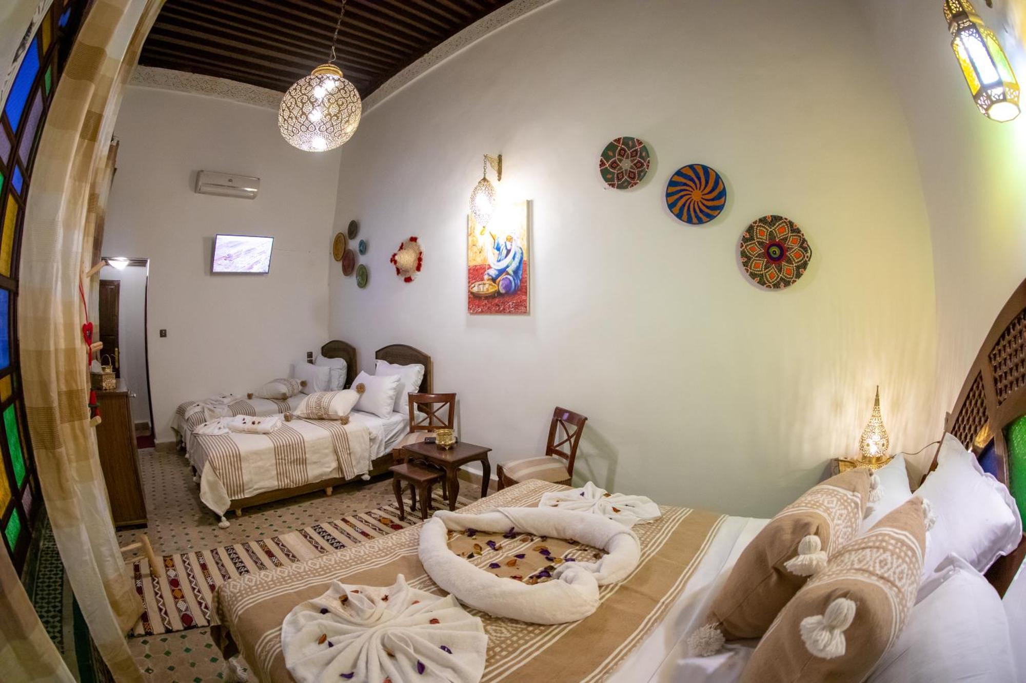Riad Bahja Fez Bagian luar foto
