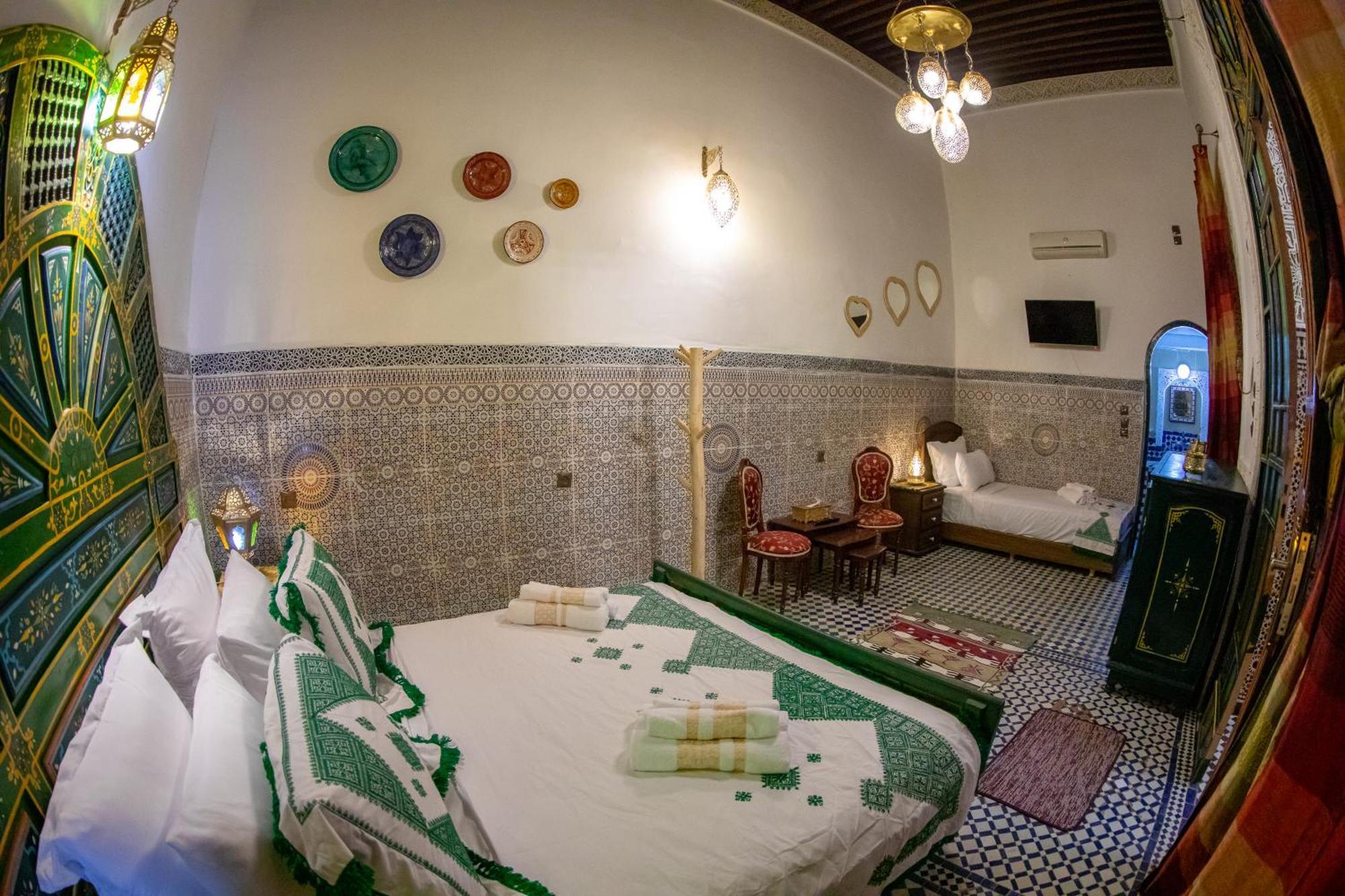 Riad Bahja Fez Bagian luar foto